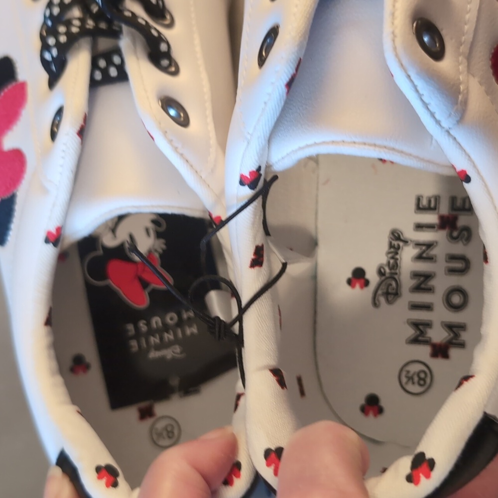 Disney Minnie Mouse White Sneakers with Black and Red Accents - Picture 5 of 6
